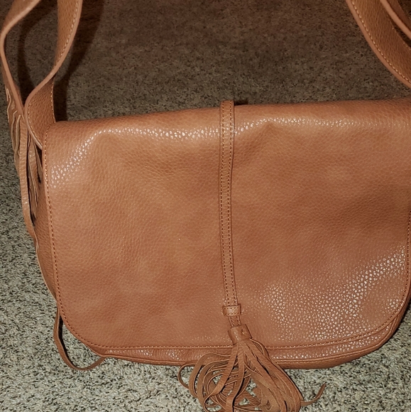Express Leather Shoulder Bag - Picture 2 of 7